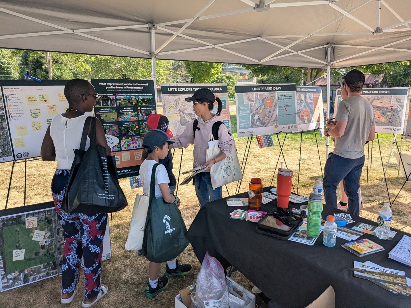 PROS-Plan-engagement-booth-during-Renton-River-Days-2025.jpg