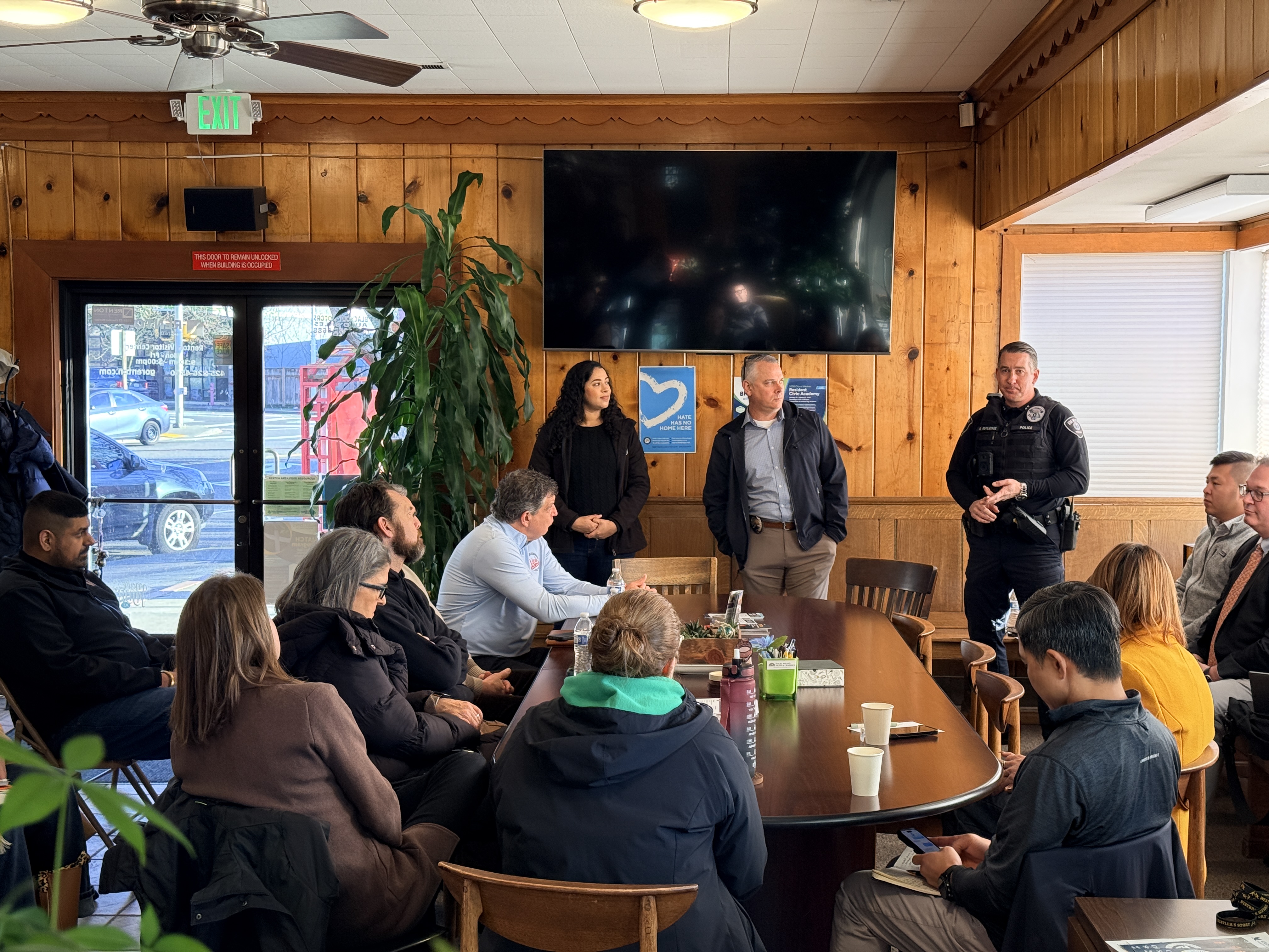 Renton-Police-Department-at-a-Lets-Talk-event-in-a-public-place-meeting-with-neighbors.jpg